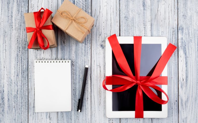 Innovative and tech-savvy gifts for real estate agents